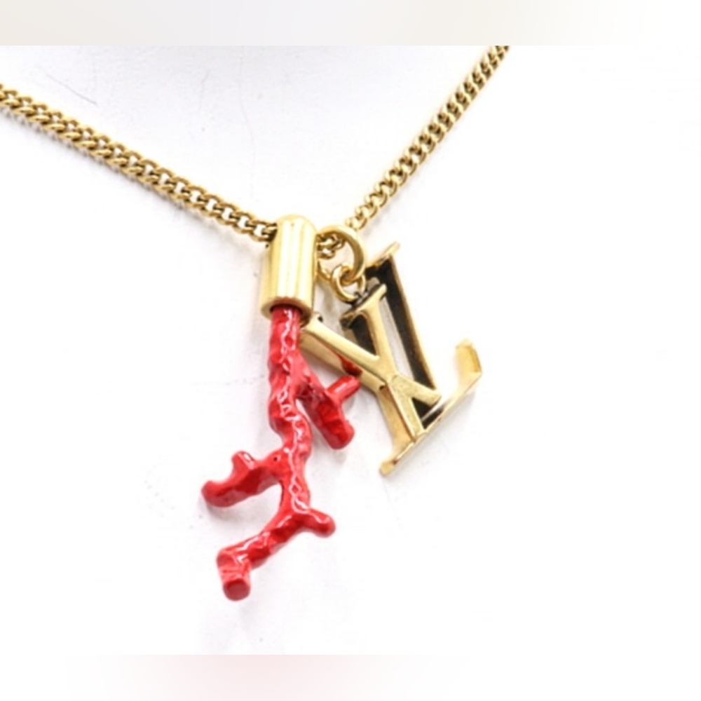 Louis Vuitton Coral LV Initials Necklace W/ Box & Dust Bag - Picture 3 of 10